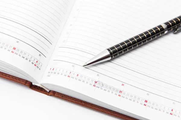 Bolígrafo Cuaderno Sobre Fondo Blanco Negocios Educación Aislado — Foto de Stock