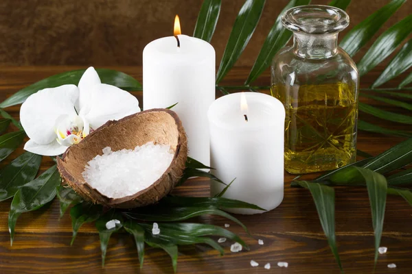 Óleo de aroma para aromaterapia Conceito de spa — Fotografia de Stock