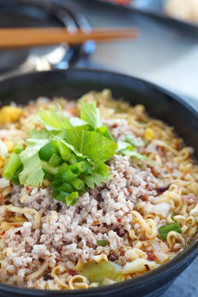 Instant noodles soup — Stock Photo, Image