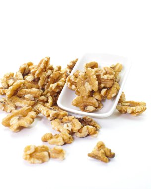 Soyulmuş ceviz yığını