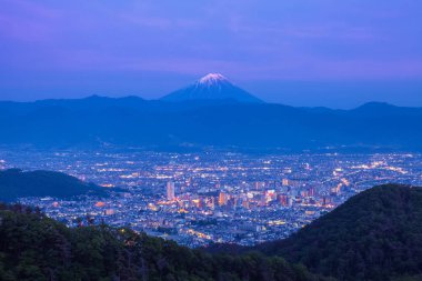 Gece zaman Fuji Dağı