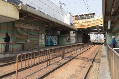 Shin Imamiya Ekimae insanlar 