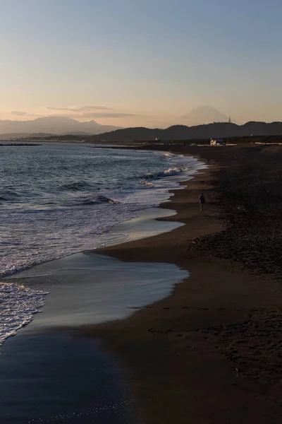 Baie de Suruga et plage avec montagne Fuji — Photo