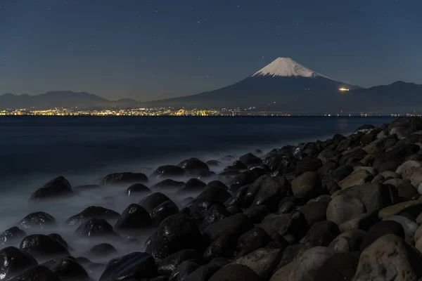 Berget Fuji med Hida stad nära havet — Stockfoto