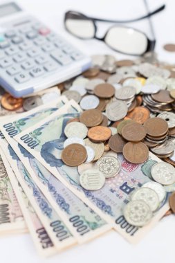 Japonca yen banknotlar 