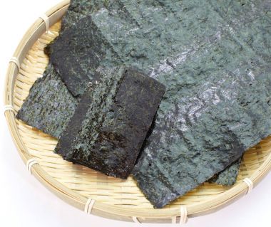 Japanese edible seaweed clipart