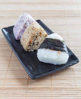 Japon pirinç topları