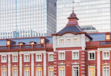 Marunouchi bölgesinde tren istasyonu 