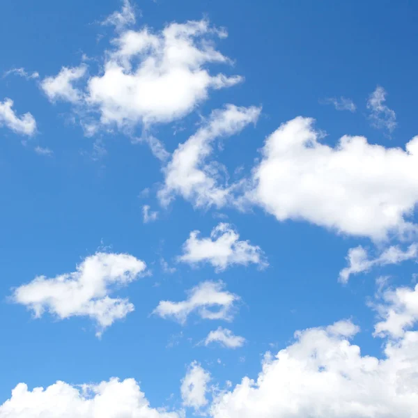 Blue sky and clouds — Stock Photo, Image