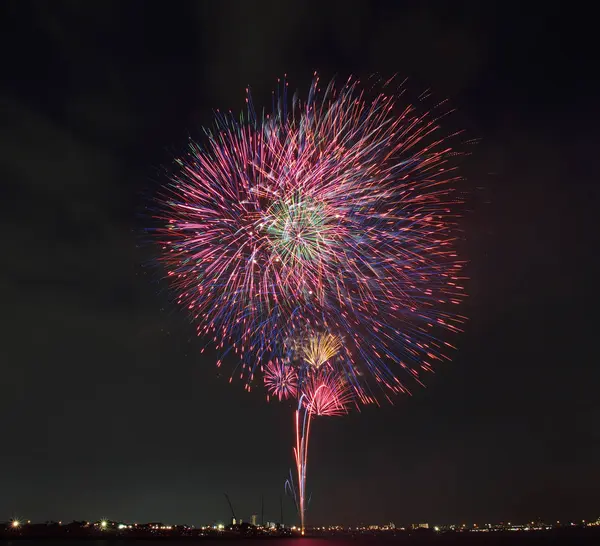 화려한 불꽃 축제에서 — 스톡 사진