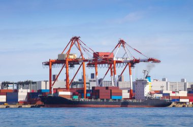 Kargo nakliye gemisi