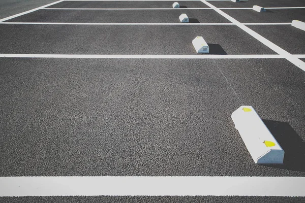 Lege ruimte in de auto parkeerplaats — Stockfoto