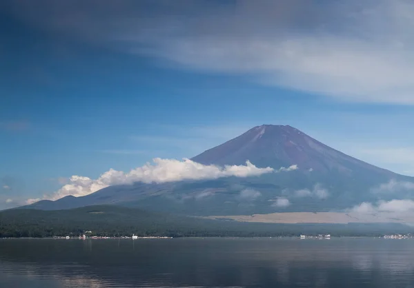 Berg Fuji en Yamanakako meer — Stockfoto