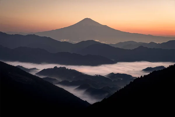 Fuji βουνό με τη θάλασσα της ομίχλης — Φωτογραφία Αρχείου