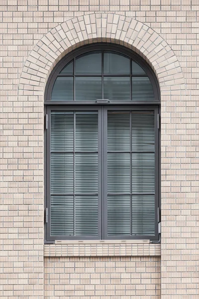 Telaio finestra in metallo — Foto Stock