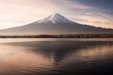 Mt.Fuji ve Kawaguchiko Gölü 