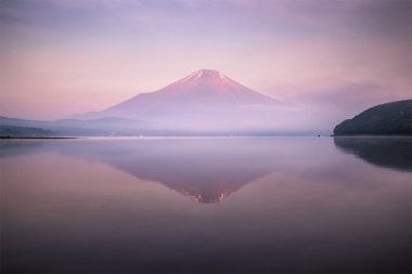 Dağ Fuji Lake Yamanakako yansıma ile