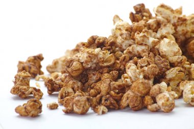 karamelli çikolata patlamış mısır