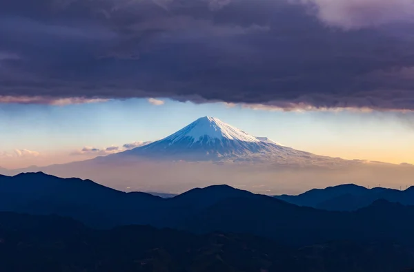 Topo Montanha Fuji Com Nuvem Primavera — Fotografia de Stock