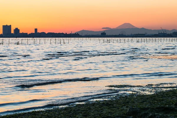 Красивый Вид Закат Токио Залив Токио Районе Фунабаши Гору Тяньаньмэнь — стоковое фото