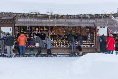 Fukushima, Japonya - 29 Aralık 2017: Ouchijuku Köyü fomer sonrası hangi Aizu Nikko ile Edo dönemi bağlı Aizu-Nishi Kaido ticaret rota boyunca iline bağlı
