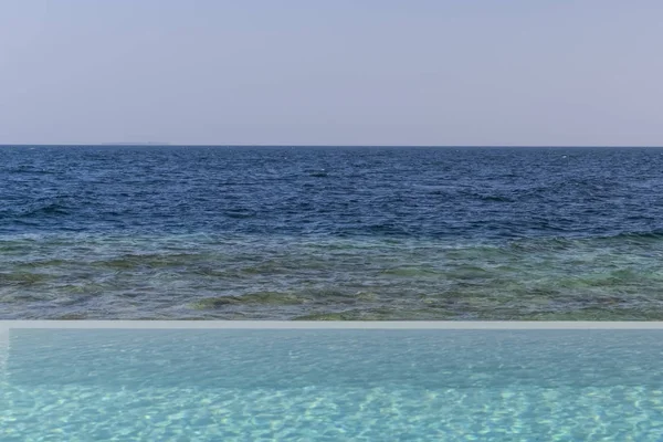 Piscina Natación Aire Libre Mar Azul — Foto de Stock