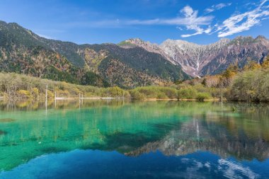 Kamikochi, Kuzey Japonya Alpleri'ndeki popüler görünümünü 