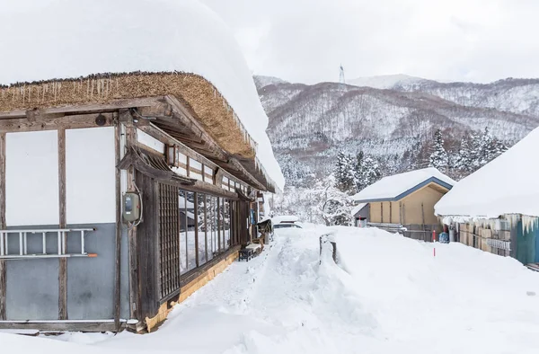 Japón Fukushima Diciembre 2017 Casas Cubiertas Nieve Pueblo Ouchijuku Temporada — Foto de Stock