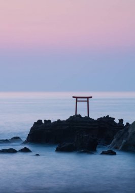 Yaz sezonu Hattachi kumsalda gündoğumu arka plan