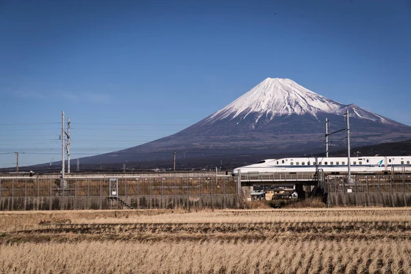 Shinkansen Med Tåg Och Mount Fuji Vårsäsongen — Stockfoto