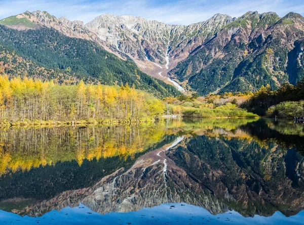 Pohled Jezero Togakushis Barevnými Stromy Podzimní Sezónu Japonsko — Stock fotografie