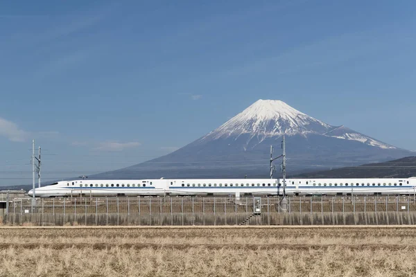 Tokaido Shinkansen Med Berget Fuji Bakom — Stockfoto