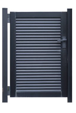 Beyaz arka plan üzerinde izole siyah metal kapı