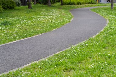 Yeşil Park yürüme yolu