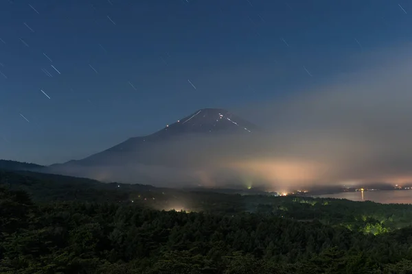 Paisaje Nocturno Montaña Fuji Con Nube Lago Yamanaka — Foto de Stock