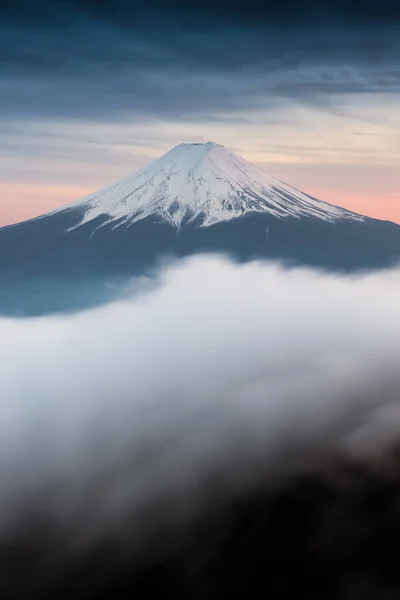 Toppen Berget Fuji Med Vackra Moln Vinter Sunset — Stockfoto