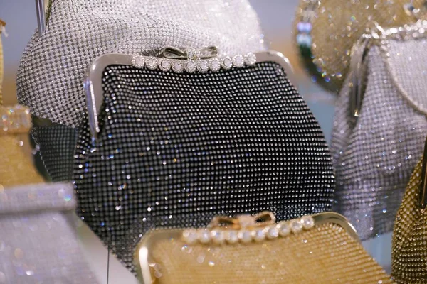 Luxury Fashionable Women Accessories Hand Bags Clutch Diamonds — 图库照片