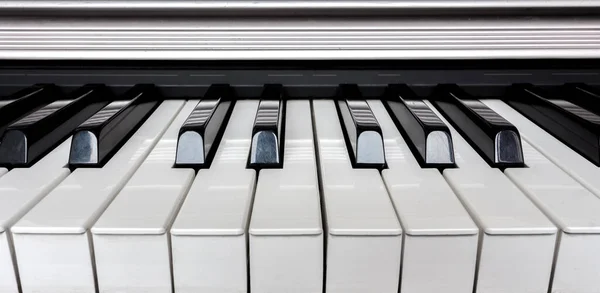 Piano Musikinstrument Nycklar Närbild Perspektiv Begreppet Musik Kreativitet Lärande — Stockfoto