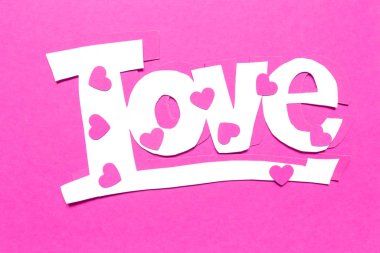 Kağıt origami kalpleriyle Sevgililer Günü geçmişi. Vektör çizimi. El ilanları, davetiyeler, afişler, tebrik kartları için ideal