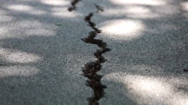 depremden sonra zarar