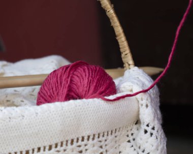 yün sepeti eski kulübede