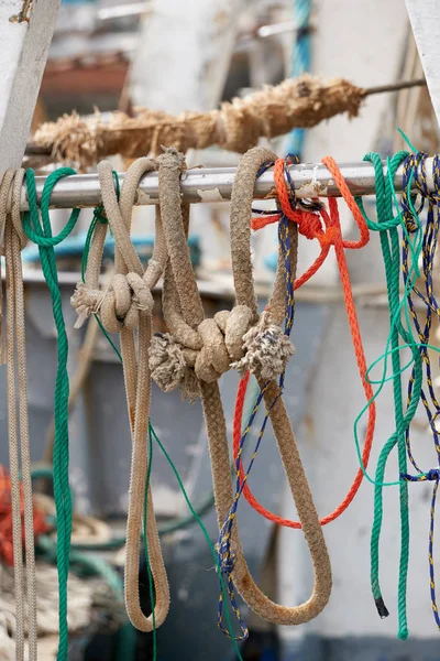 Cuerdas de aterrizaje en barco — Foto de Stock