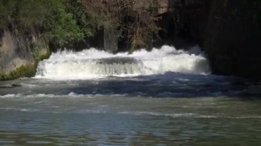 şelale Nehri üzerinde