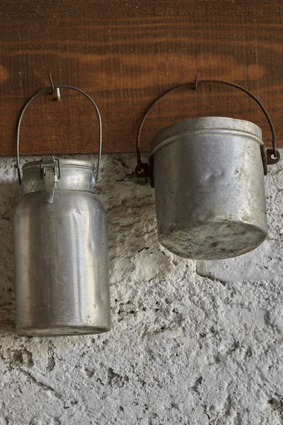 Old hanging pot in the farm — Stock Photo, Image