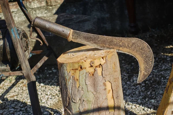Старый инструмент на ферме — стоковое фото