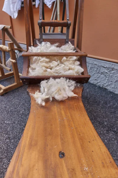 Wooden wool carding — Stock Photo, Image