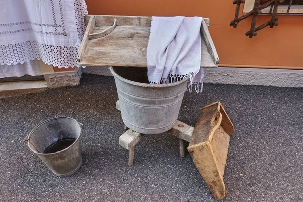 Old laundry in the farm — Stock Photo, Image