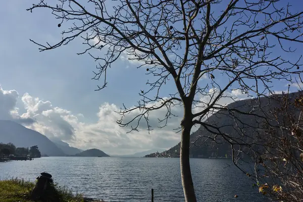 意大利加尔达蒙蒂索拉湖 2017年11月 — 图库照片