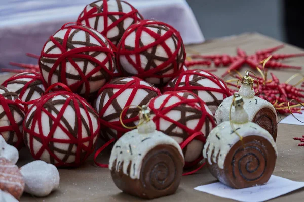 Weihnachten Bunte Kugeldekoration — Stockfoto