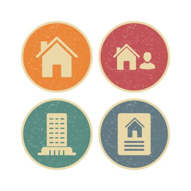 Beyaz arkaplanda 4 adet emlak simgesi izole edildi...